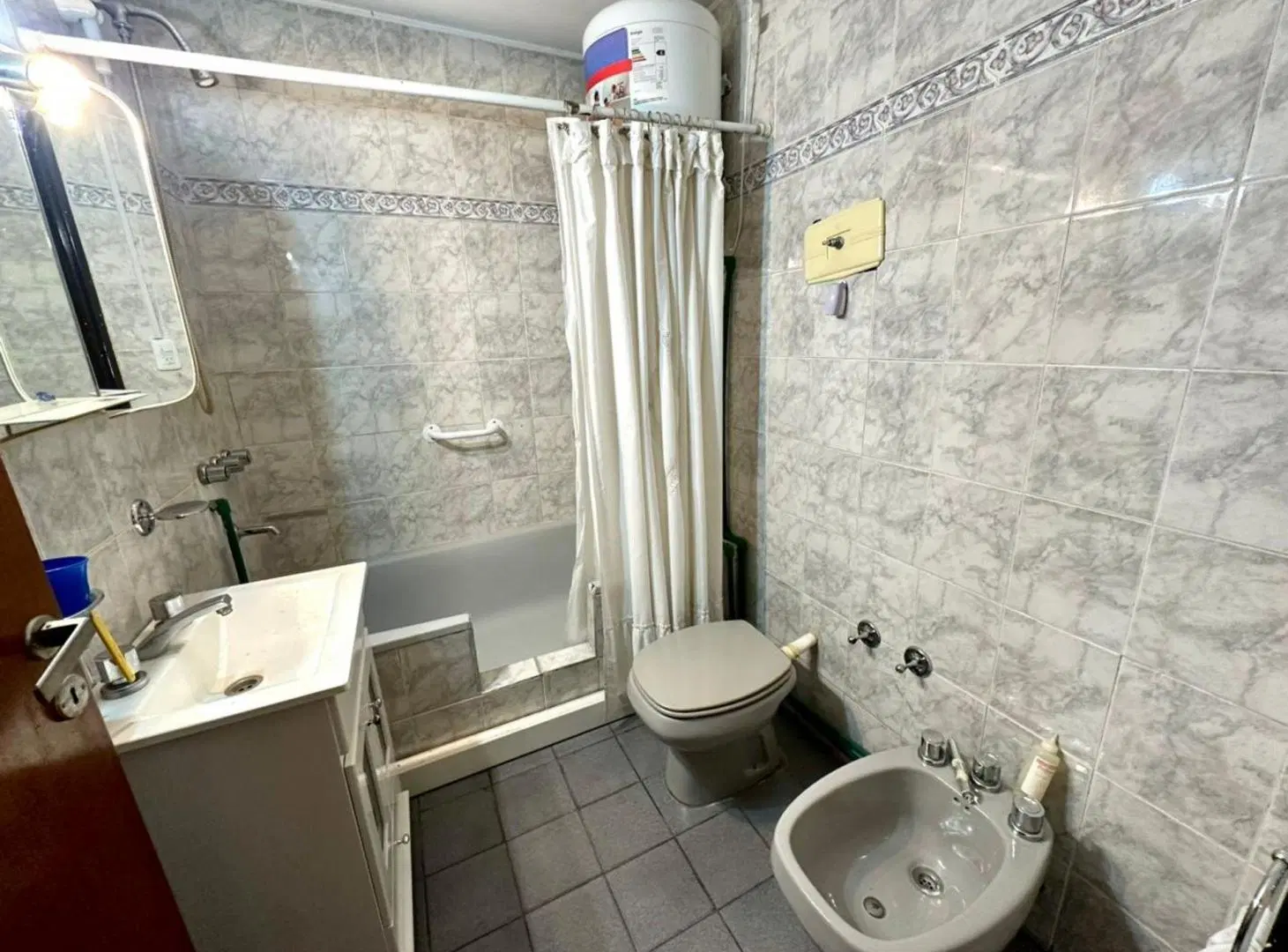 VENTA DPTO 2 AMB / PATIO / LUMINOSO 61 MTROS 5