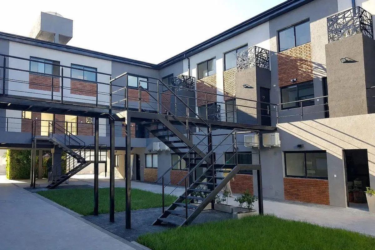 Departamento de 2 ambientes en dúplex en Lanus 2