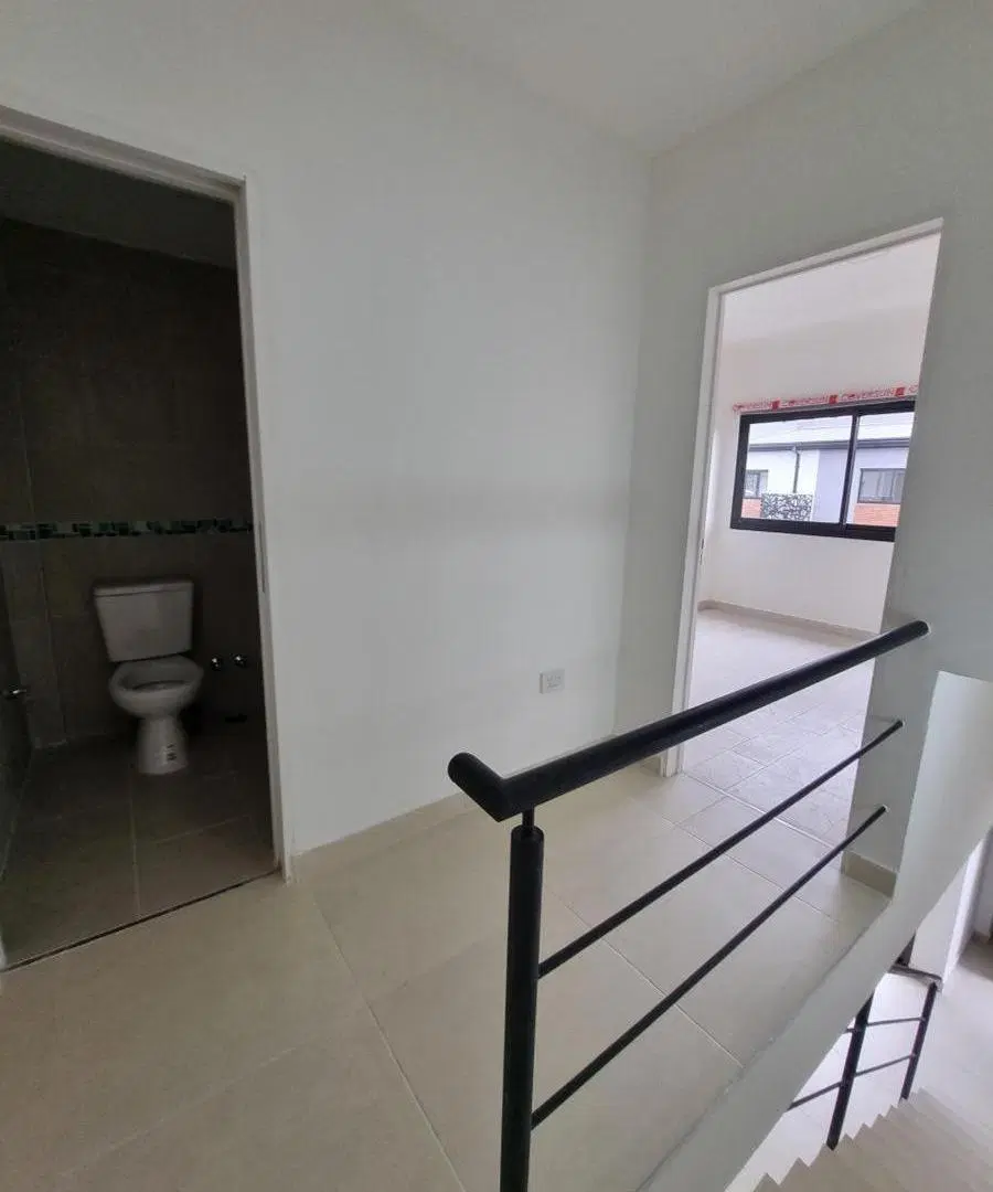 Departamento de 2 ambientes en dúplex en Lanus 5