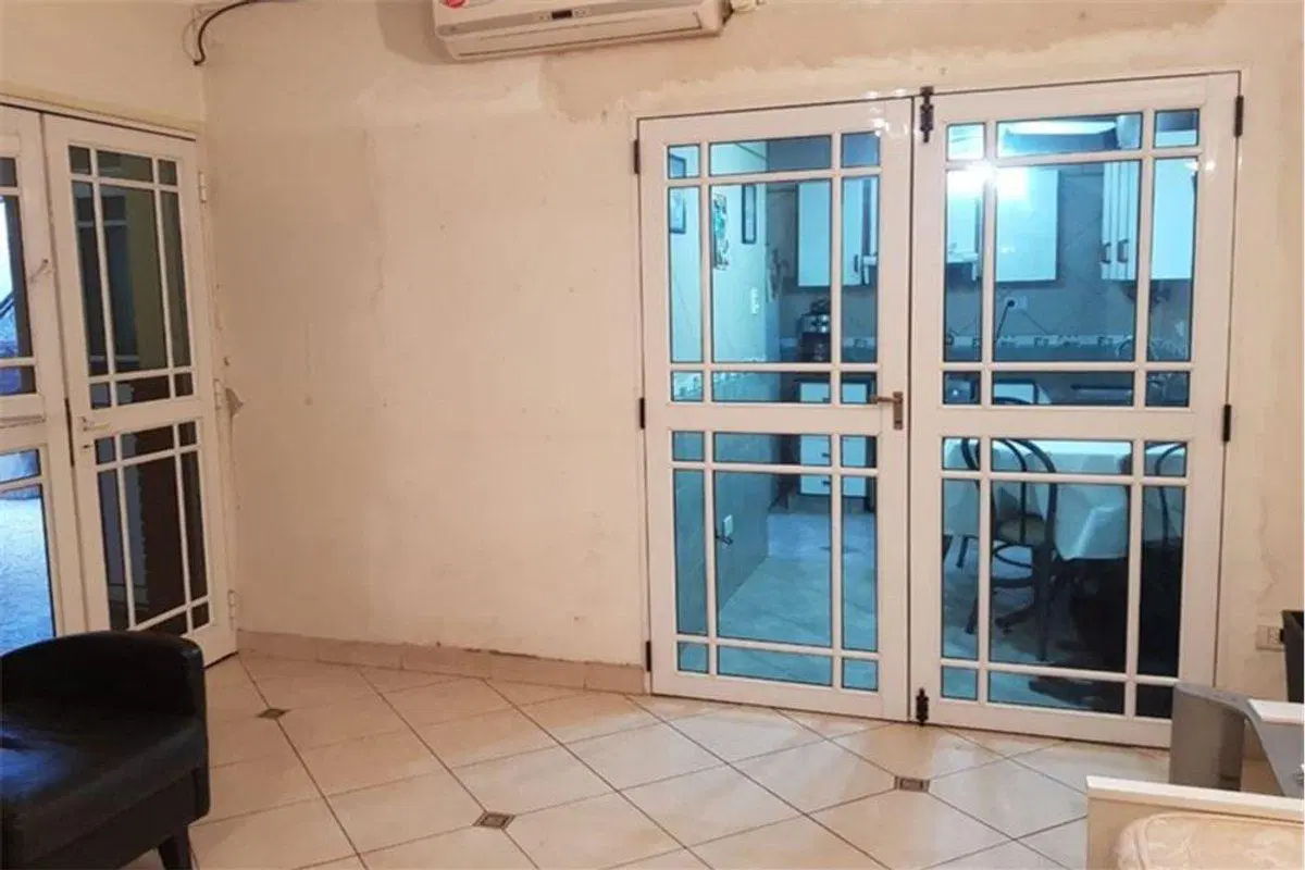 VENTA CASA 5 AMB-COCHERA-PATIO-TERRAZA-PARRILLA 4