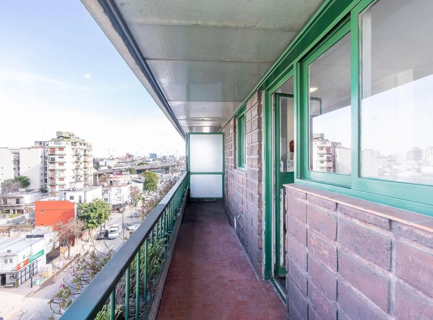 Venta Departamento 2 Ambientes Cochera y Balcón 4