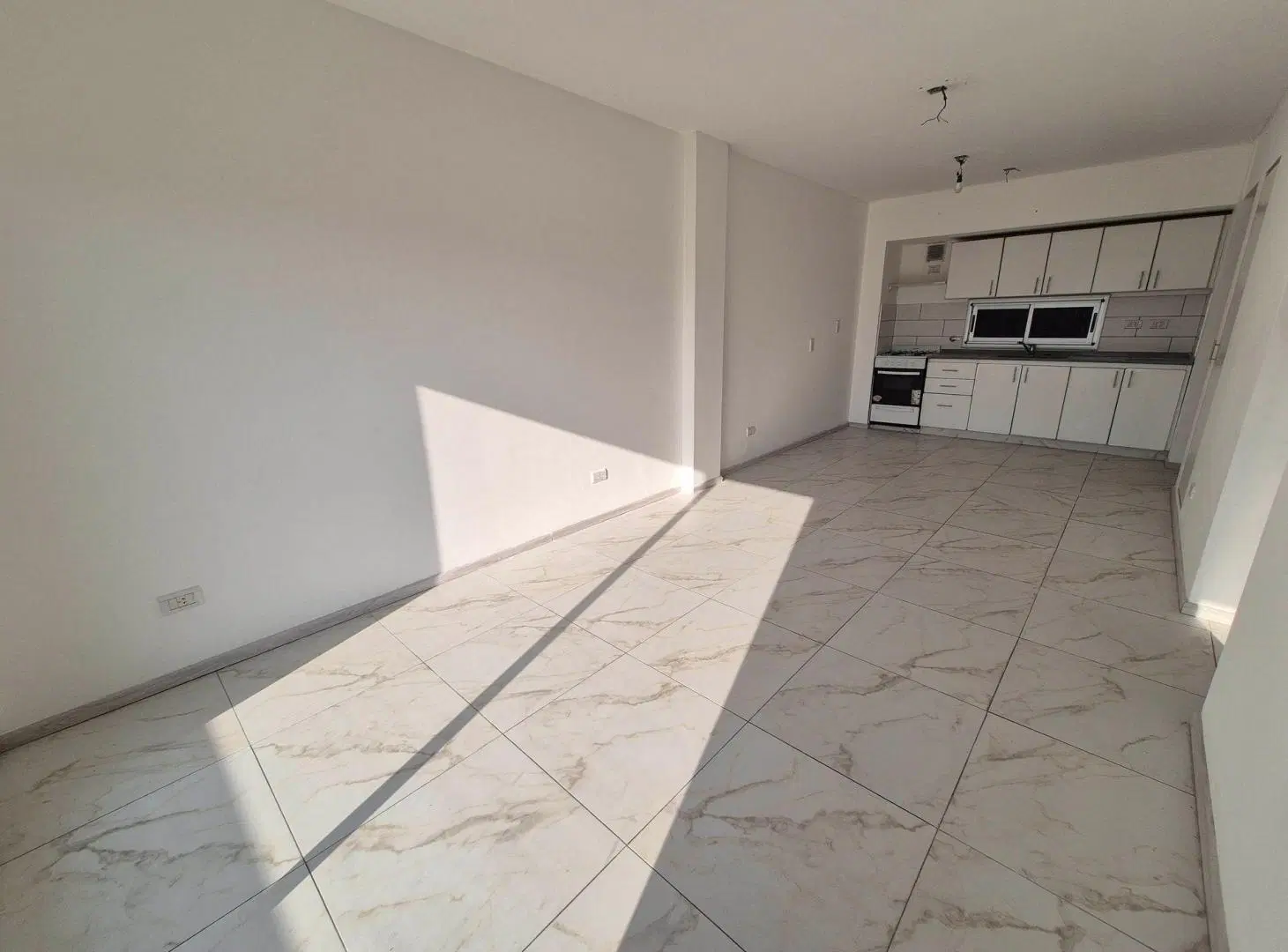 VENTA DEPARTAMENTO 2 AMBIENTES CON BALCÓN 5