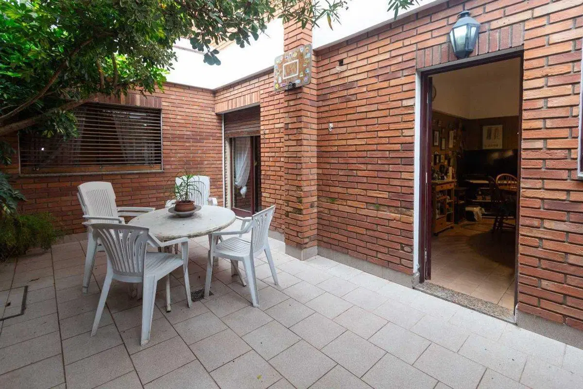 Venta PH 7 ambientes Patio Terraza Monte Castro 3