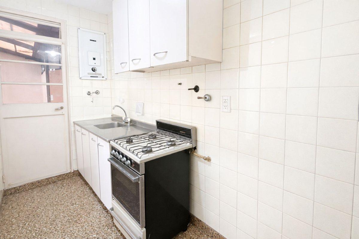 Foto de VENTA DEPARTAMENTO 2 AMB EN PLANTA BAJA CON PATIO, imagen 3