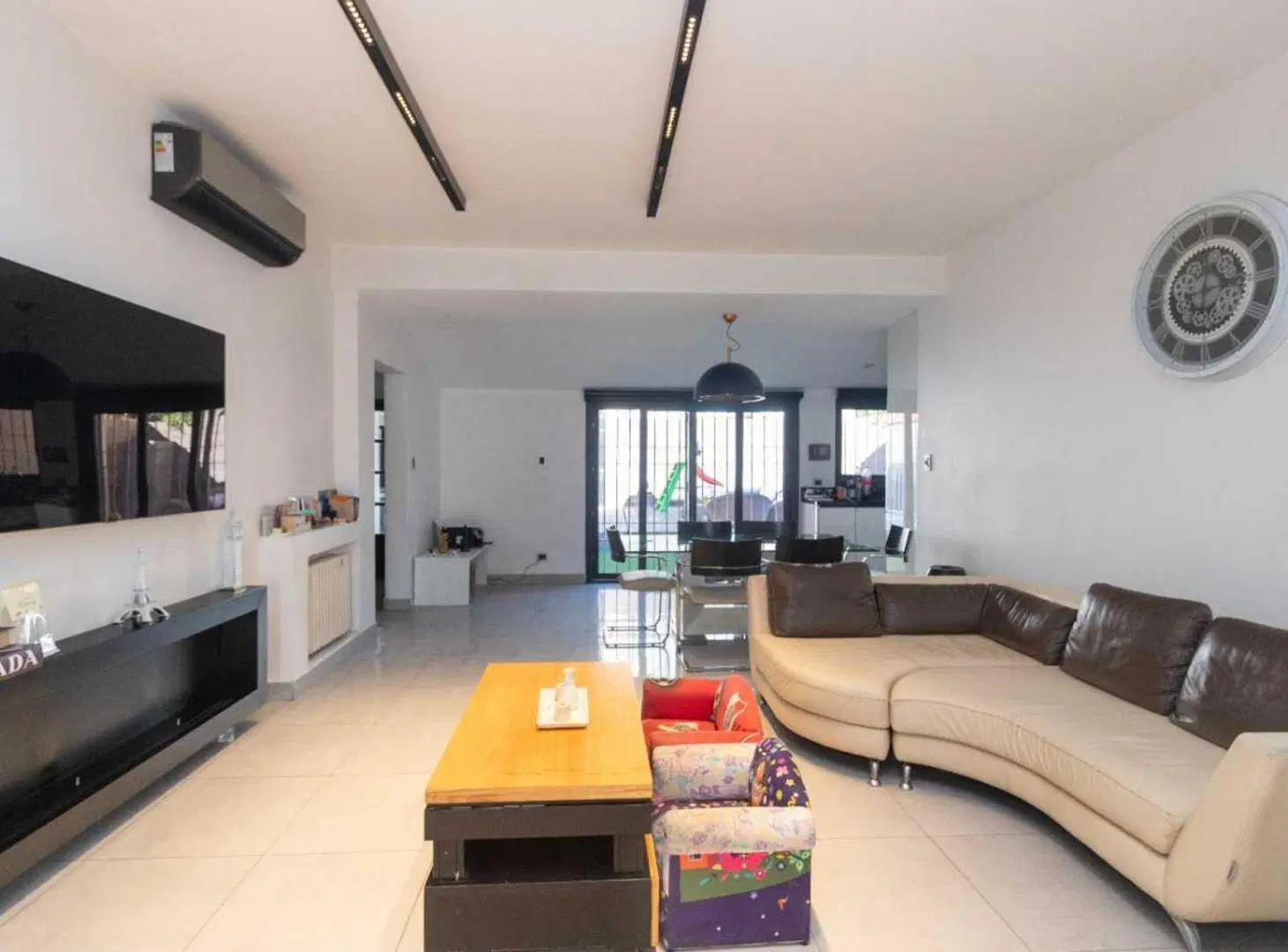 VENTA CASA 5 AMBIENTES PILETA COCHERA VILLA DEVOTO 3