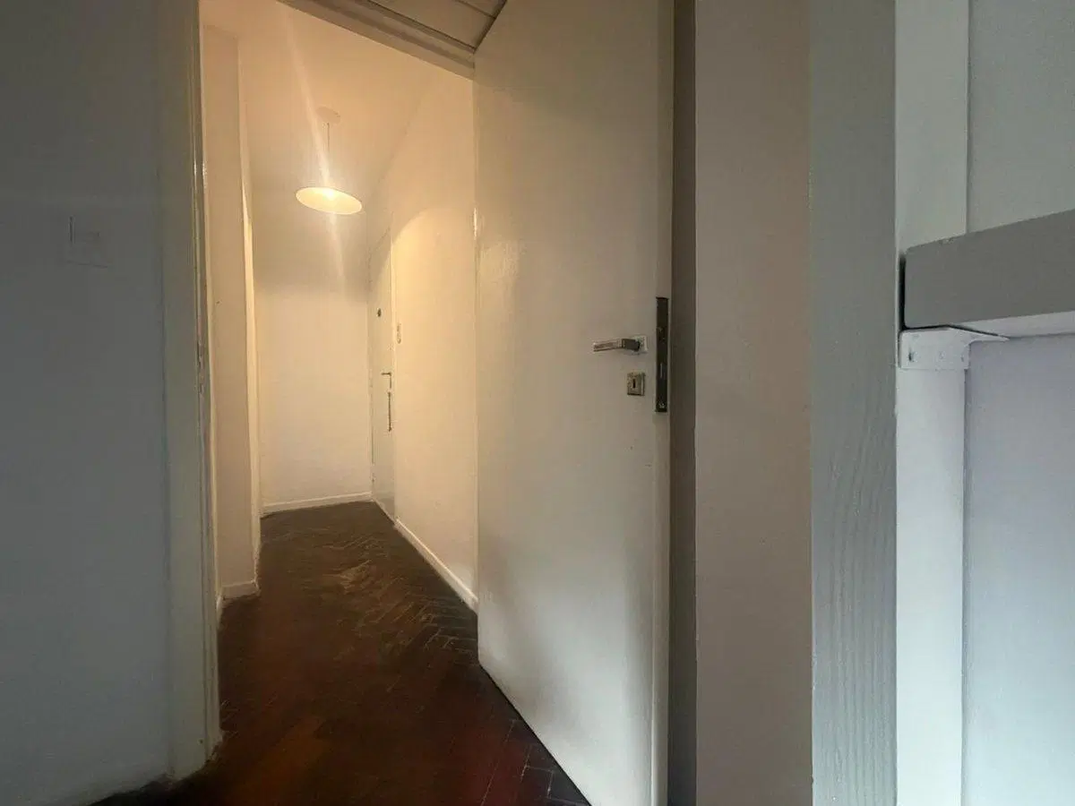 VENTA MONOAMBIENTE CON ENTREPISO BALCÓN SAN TELMO 8