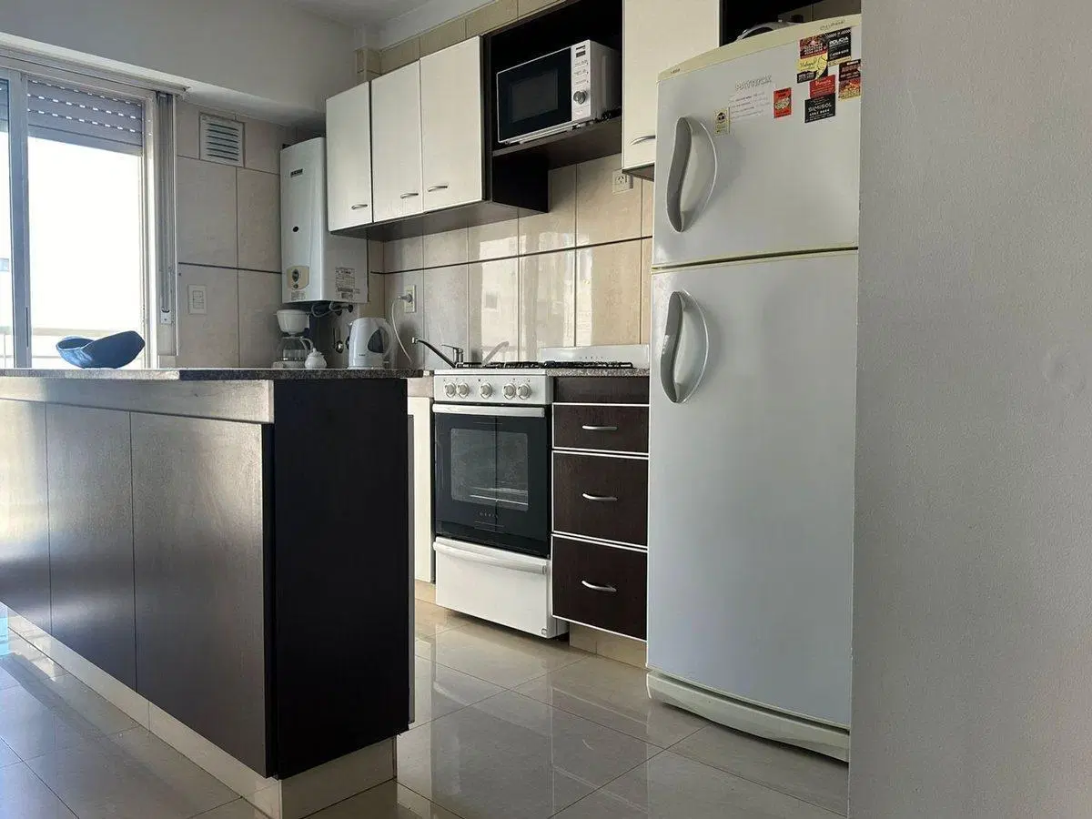 DEPARTAMENTO DOS AMB AMOBLADO  CON BALCÓN AL FTE 3