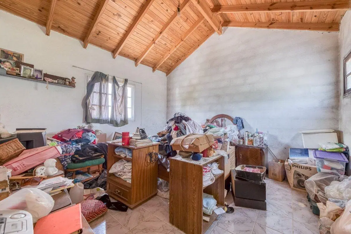 VENTA LOTE CON CASA A REFACCIONAR B. SAN ISIDRO 8