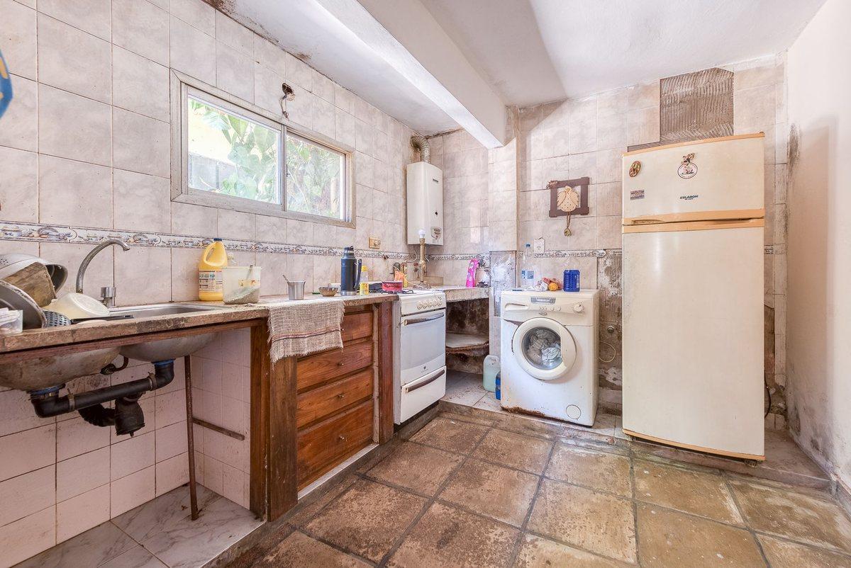 Foto de VENTA LOTE CON CASA A REFACCIONAR B. SAN ISIDRO, imagen 3