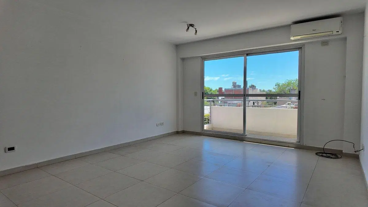 MONOAMBIENTE EN VENTA CON BALCÓN ATERRAZADO 4