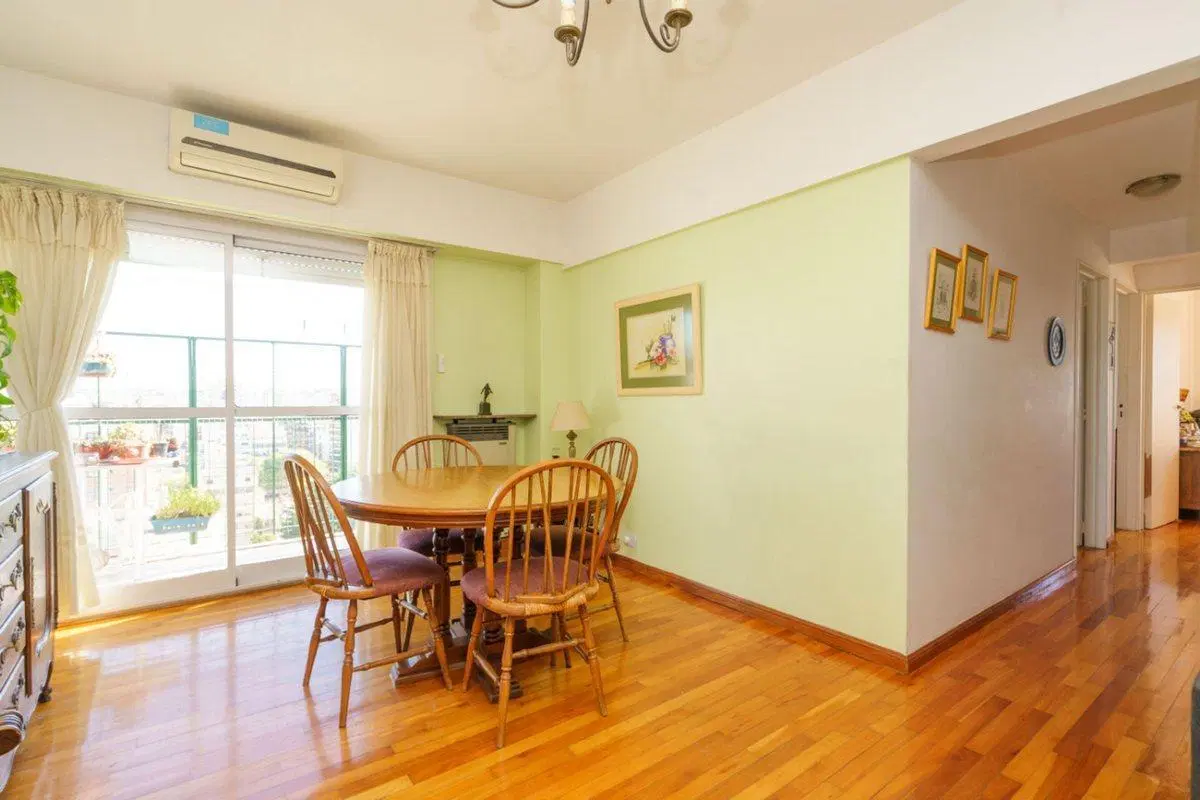 VENTA DEPARTAMENTO 4 AMB CABALLITO CON BALCÓN 3