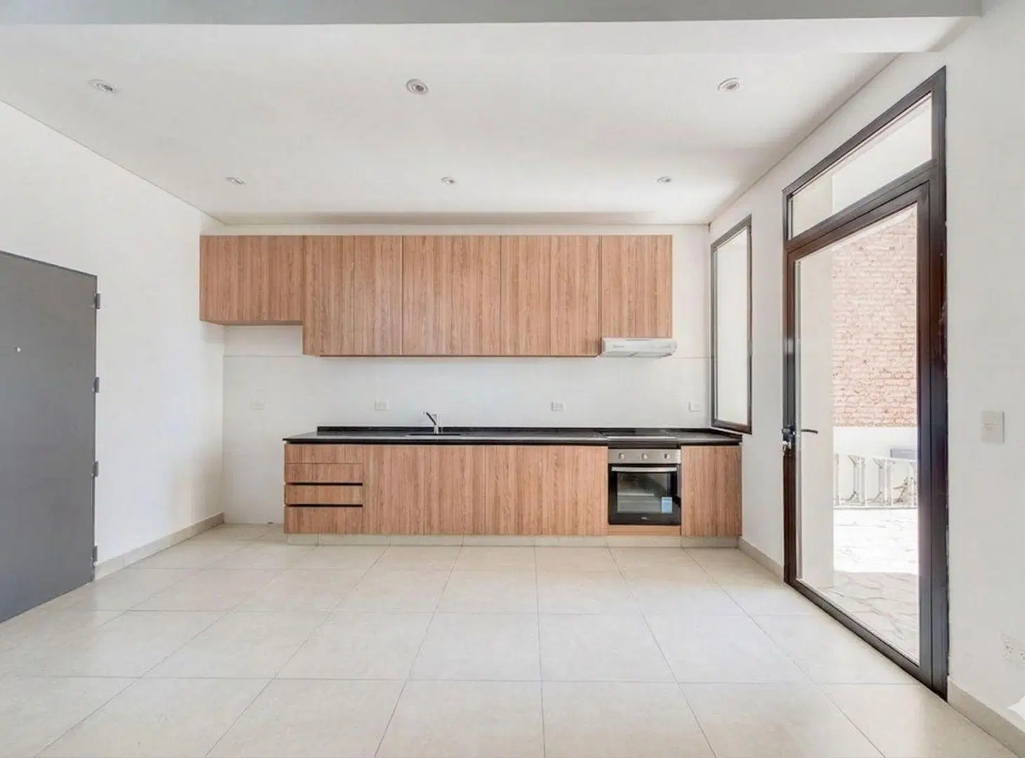 VENTA PH 4 AMBS RENOVADO. PATIO. JARDIN Y PARRILLA 2