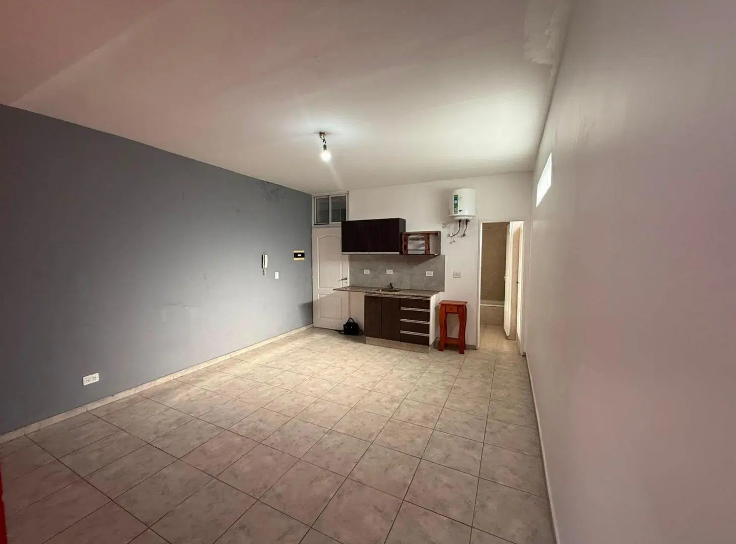 VENTA DPTO 2 AMB CON BALCON CENTRO CASEROS 2