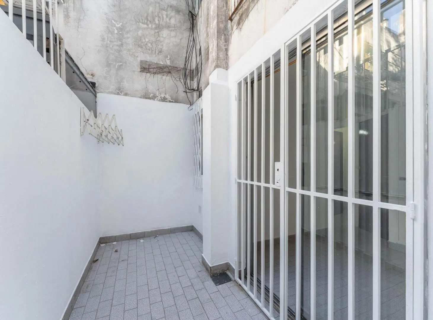 Venta PH 2 ambientes patio Balvanera 4