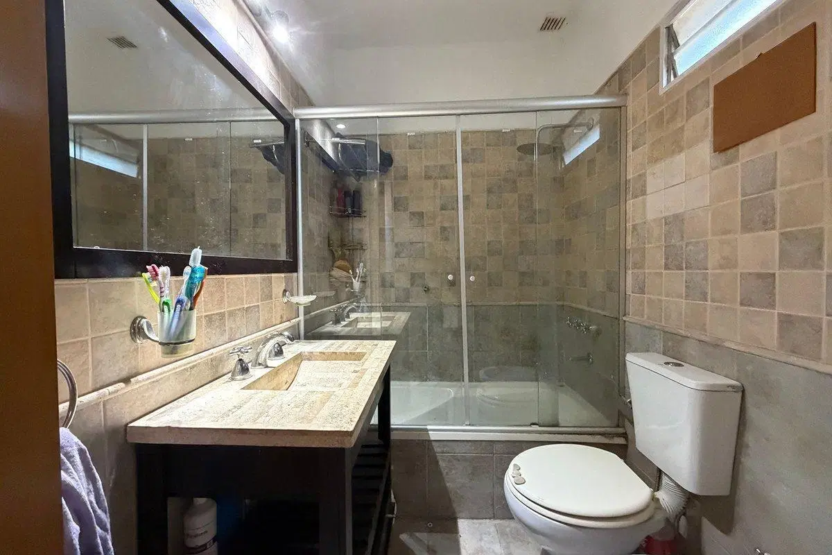 Venta PH 2 amb + altillo con patio Monte Castro 4
