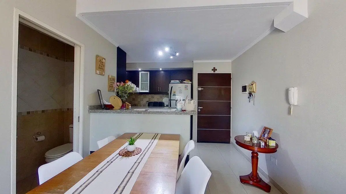 DEPARTAMENTO 3 AMB EN VENTA EN LINIERS PATIO 8