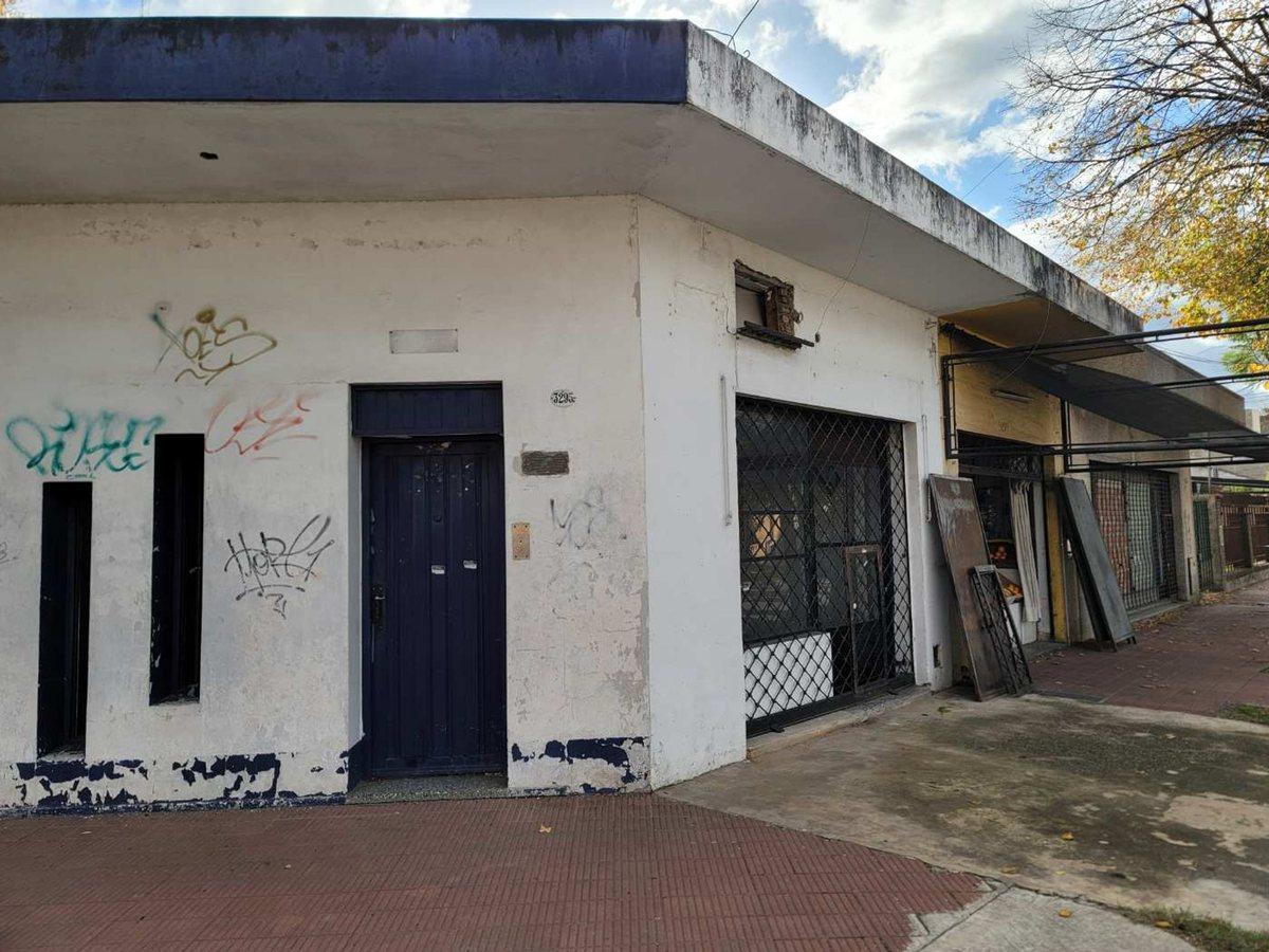 Foto de Excelente lote en esquina 257m2, imagen 3