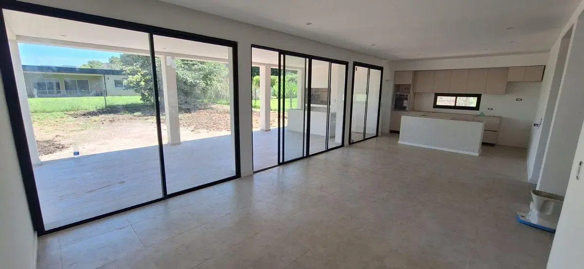 Casa en construcción de Diseño con Amenities 4