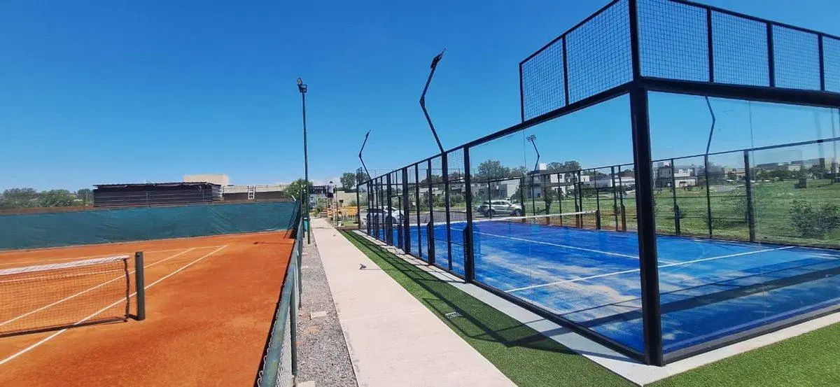 Casa en construcción de Diseño con Amenities 5