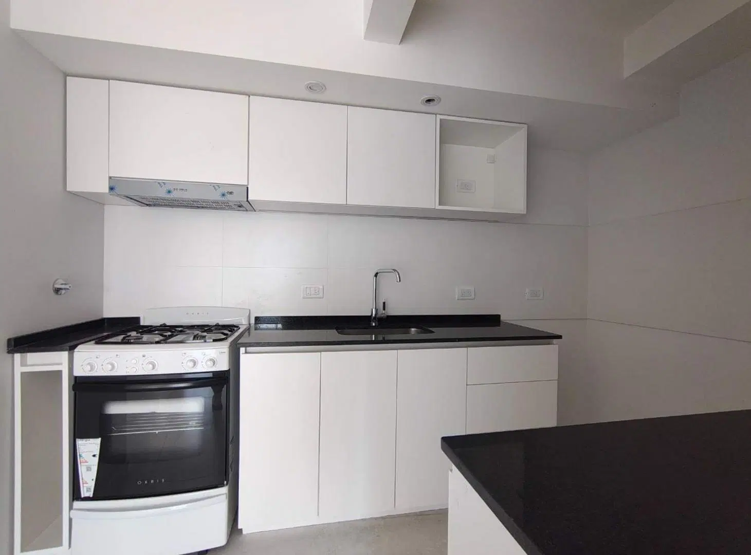 VENTA 2 AMBIENTES ESTRENAR BAÑO SUITE VESTIDOR 8