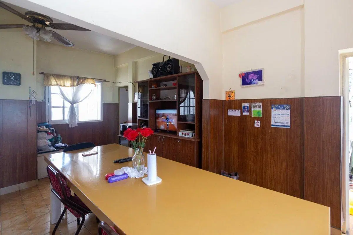 Venta PH 5 ambientes multifamiliar balcón frente 8