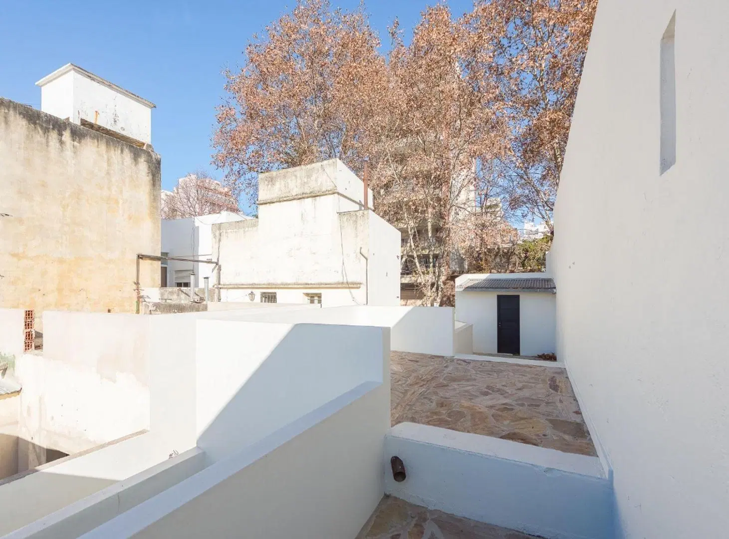 Venta PH 2,5 Ambs A NUEVO con Patio y Terraza 4