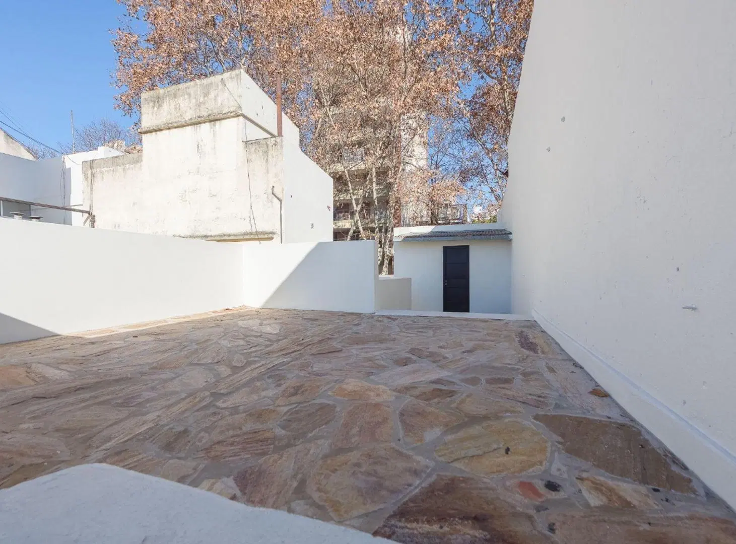 Venta PH 2,5 Ambs A NUEVO con Patio y Terraza 5