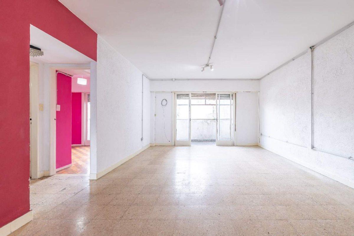 Foto de DEPARTAMENTO 3 AMB EN VENTA CON BALCÓN Y LAVADERO, imagen 1