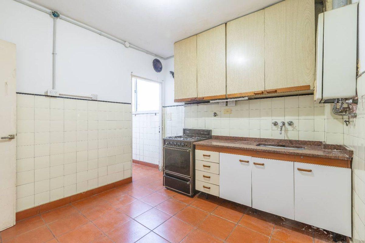 Foto de DEPARTAMENTO 3 AMB EN VENTA CON BALCÓN Y LAVADERO, imagen 3