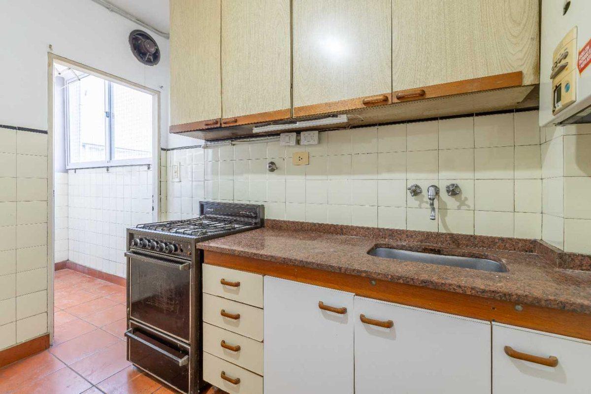 Foto de DEPARTAMENTO 3 AMB EN VENTA CON BALCÓN Y LAVADERO, imagen 2