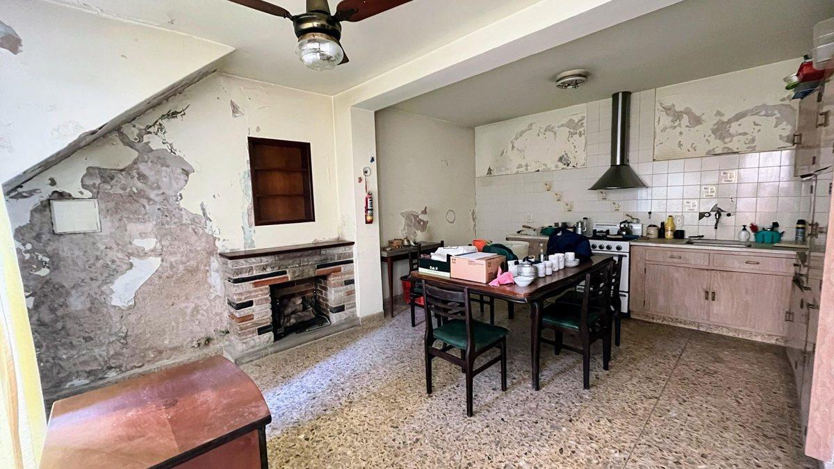 Foto de VENTA CASA LOTE PROPIO A REFACCIONAR VILLA URQUIZA, imagen 1