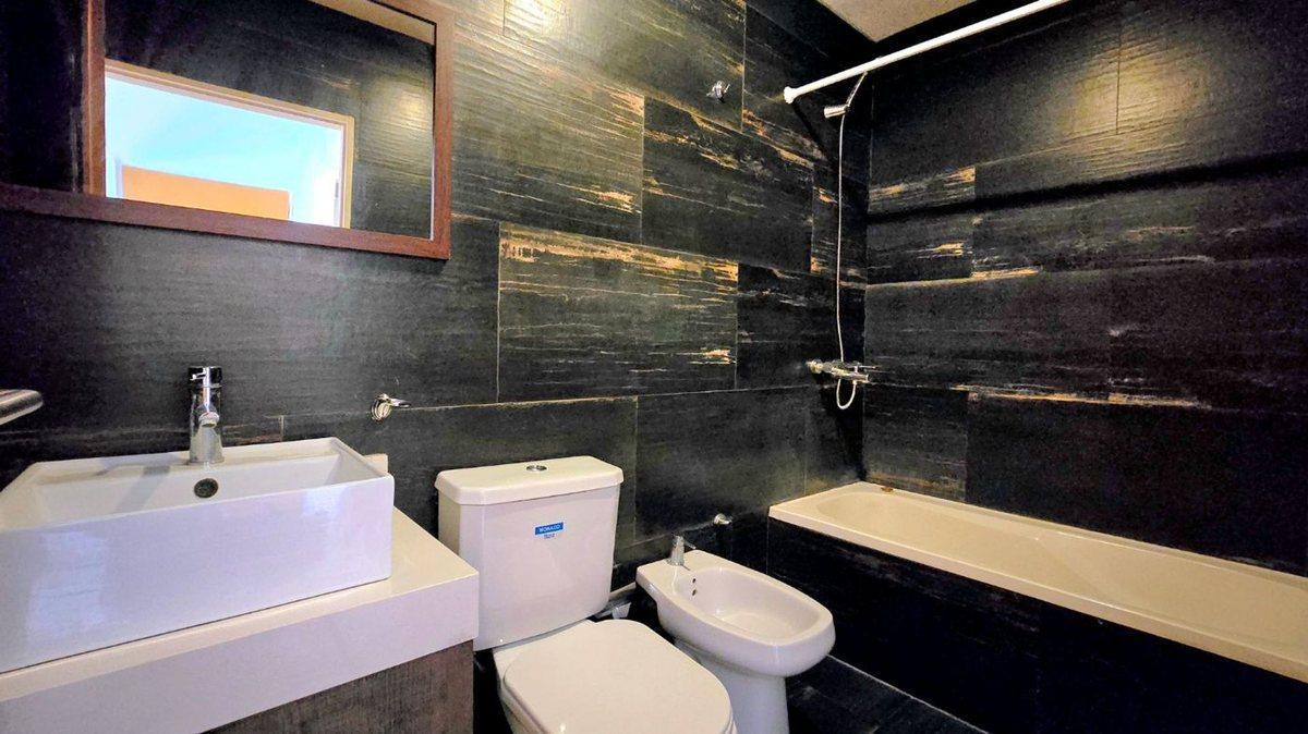 Foto de VENTA DEPARTAMENTO 2 AMB PISCINA SUM GYM COCH OPC, imagen 4