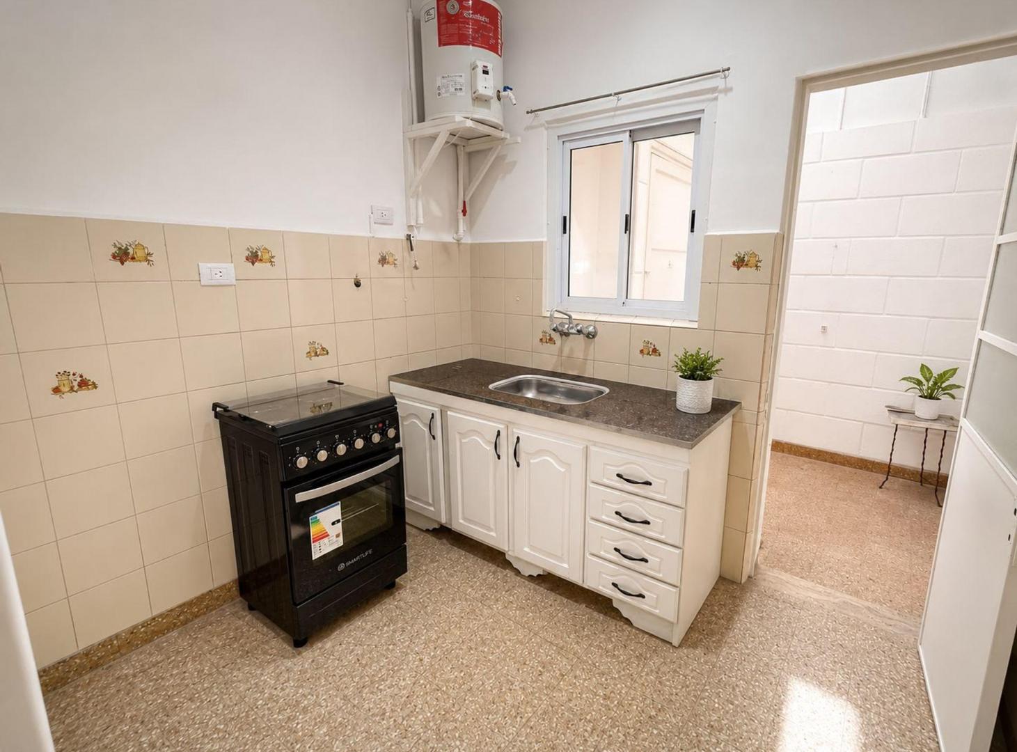 Foto de VENTA PH TRES AMB PB SIN EXPENSAS CON TERRAZA, imagen 3