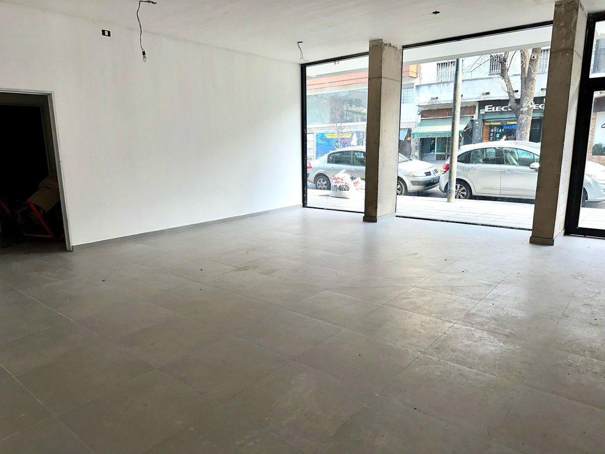 Foto de VENTA LOCAL 87 METROS AL FRENTE VILLA DEVOTO, imagen 3