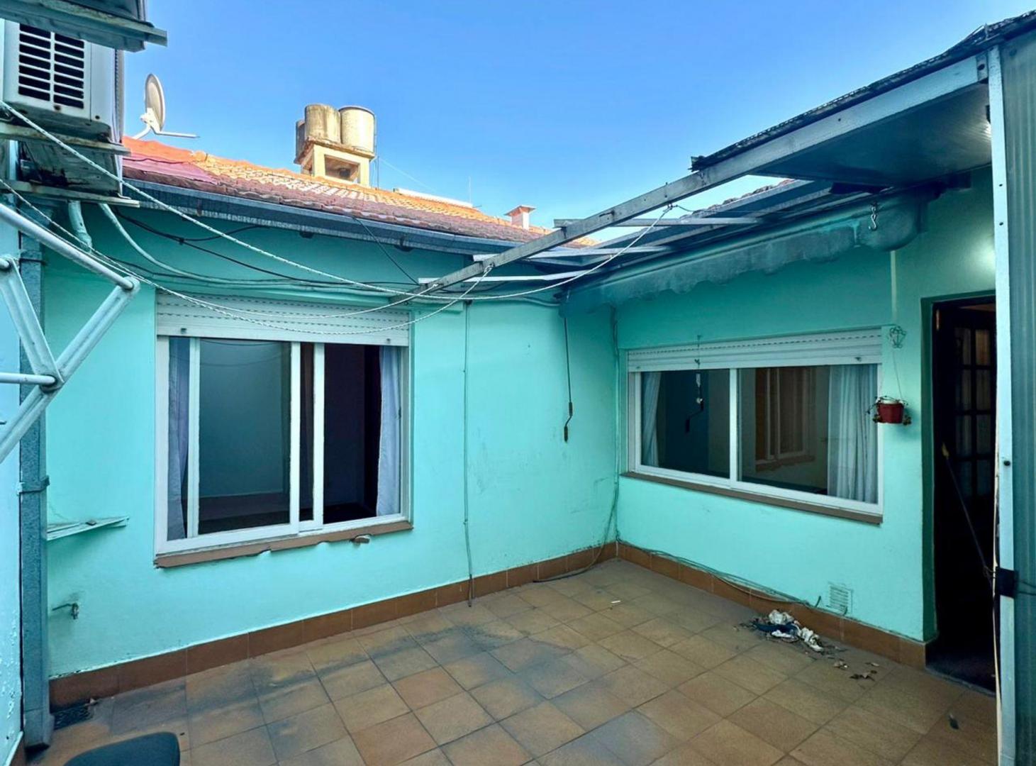Foto de VENTA DPTO 2 AMB / PATIO / LUMINOSO 61 MTROS, imagen 1