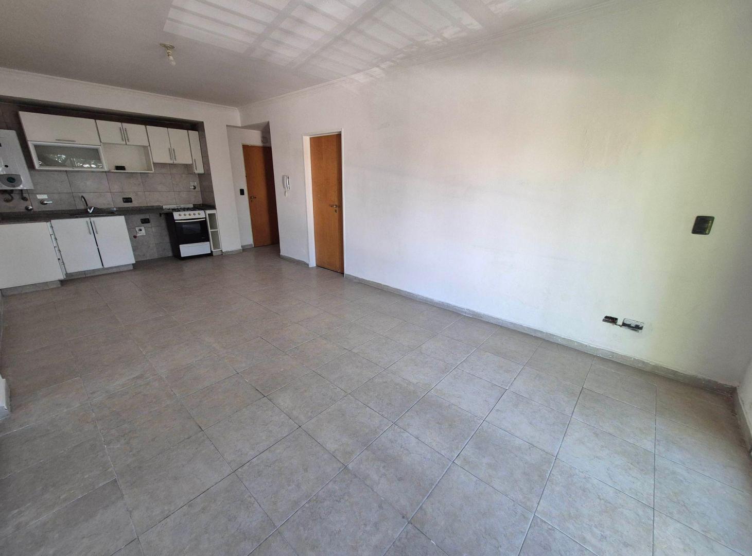 Foto de Venta monoambiente con balcón al frente, imagen 4