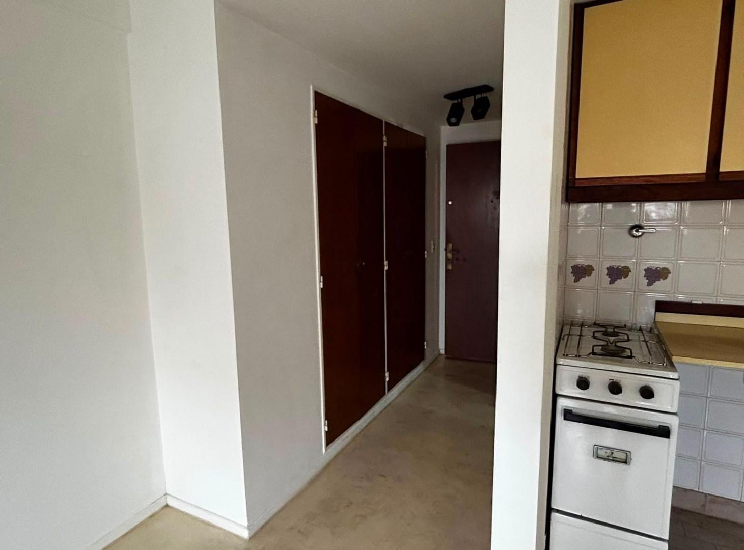 Foto de VENTA MONOAMBIENTE RECOLETA MUY LUMINOSO, imagen 3