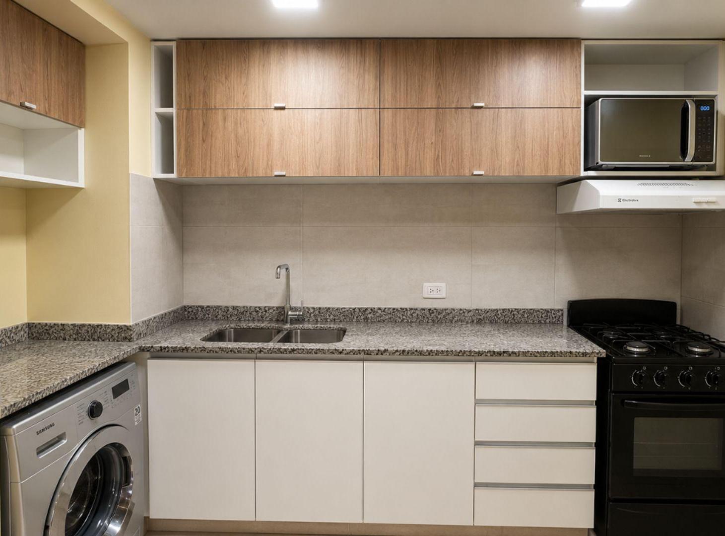 Foto de VENTA DEPARTAMENTO 3 AMB CON COCHERA Y BALCÓN, imagen 3