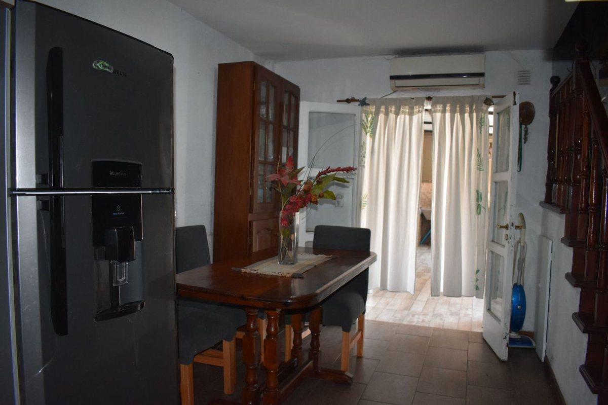 Foto de Casa 4 ambientes + Depto 2 amb en CLAYPOLE, imagen 4