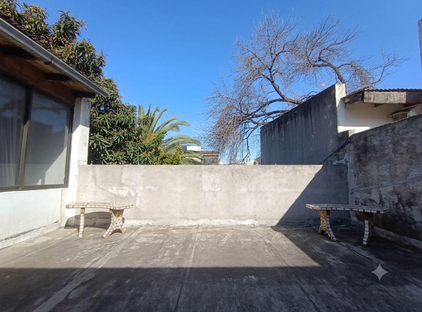 Foto de Casa 3 ambientes terraza quincho cochera y jardín, imagen 1