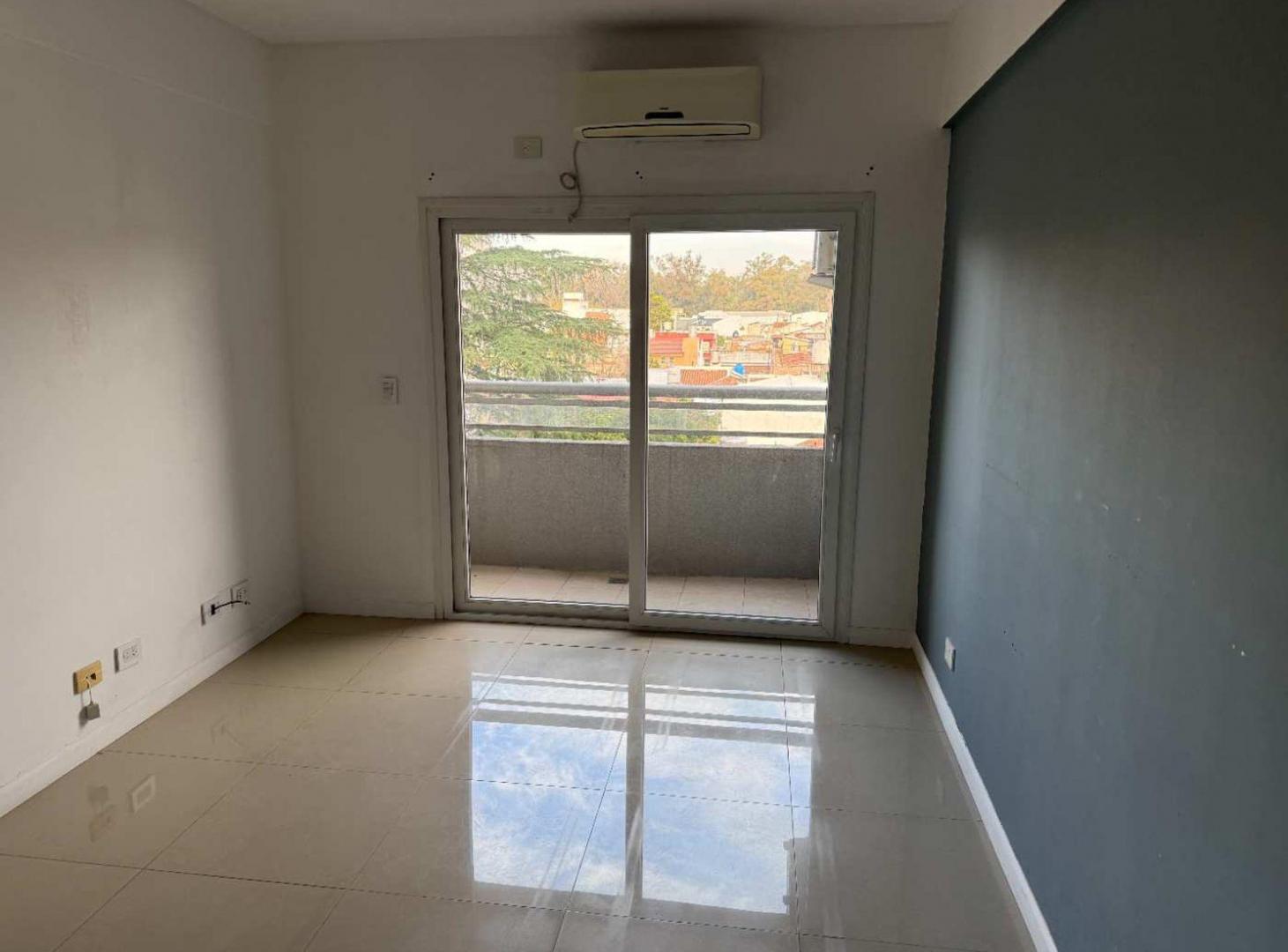 Foto de Depto Monoambiente con Balcon en Santos Lugares, imagen 1