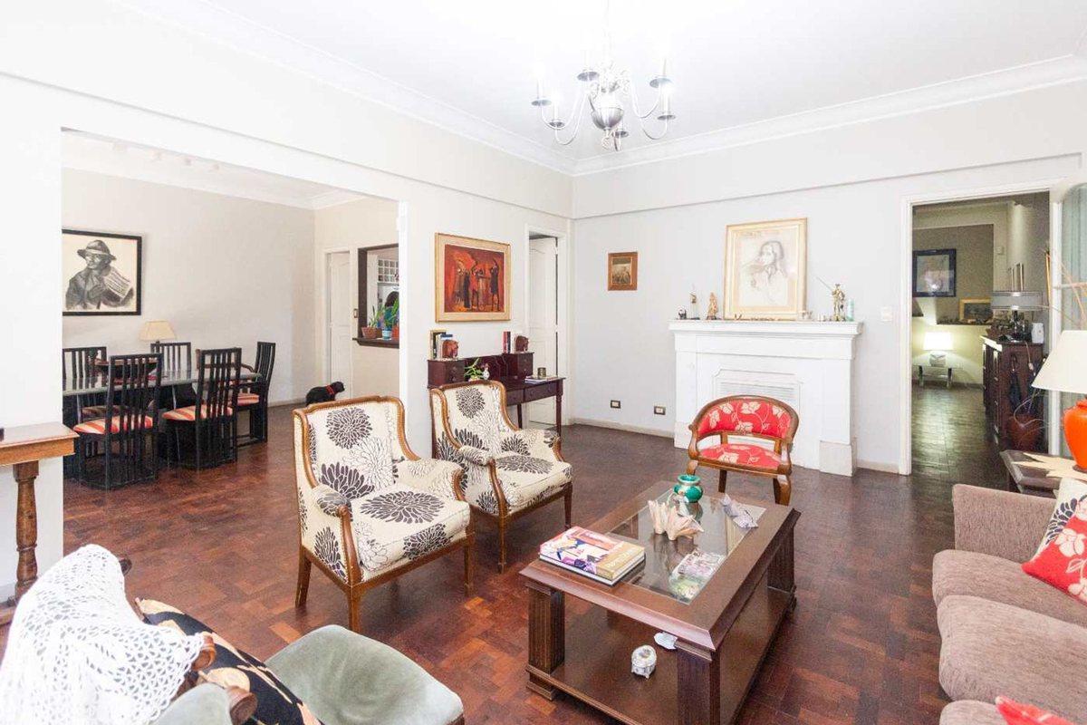 Foto de Venta Departamento Piso Categ c/ depencia Recoleta, imagen 4