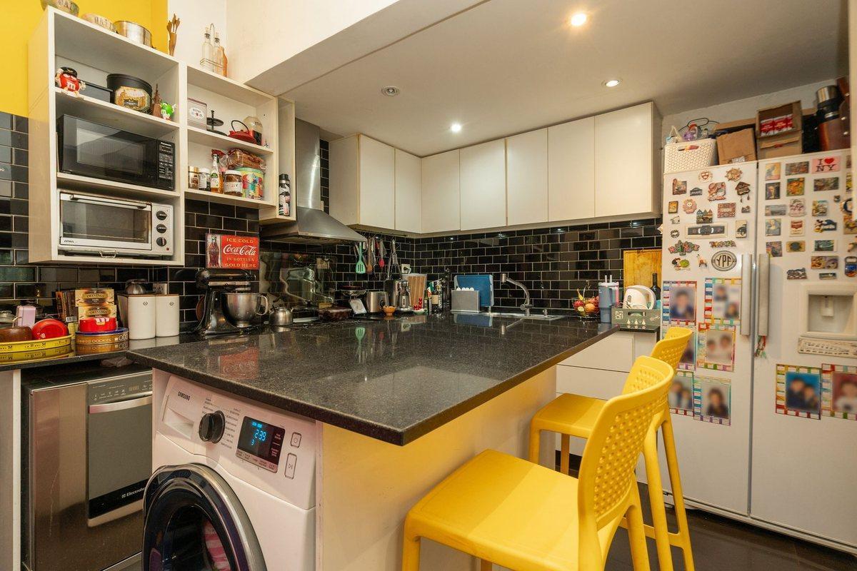 Foto de VENTA CASA DEVOTO 5 AMBIENTES REFACCIONADA, imagen 2