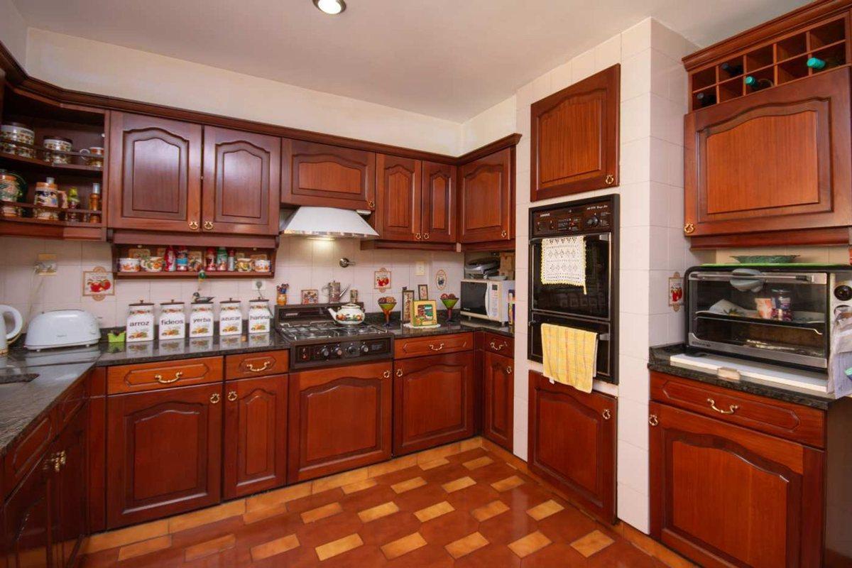 Foto de VENTA CASA 5 AMBIENTES TERRAZA GARAJE V DEL PARQUE, imagen 5