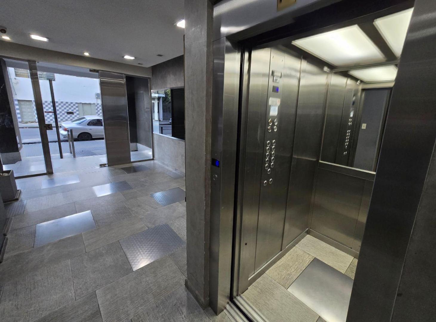 Foto de Departamento venta Floresta APTO CREDITO Todo luz!, imagen 5