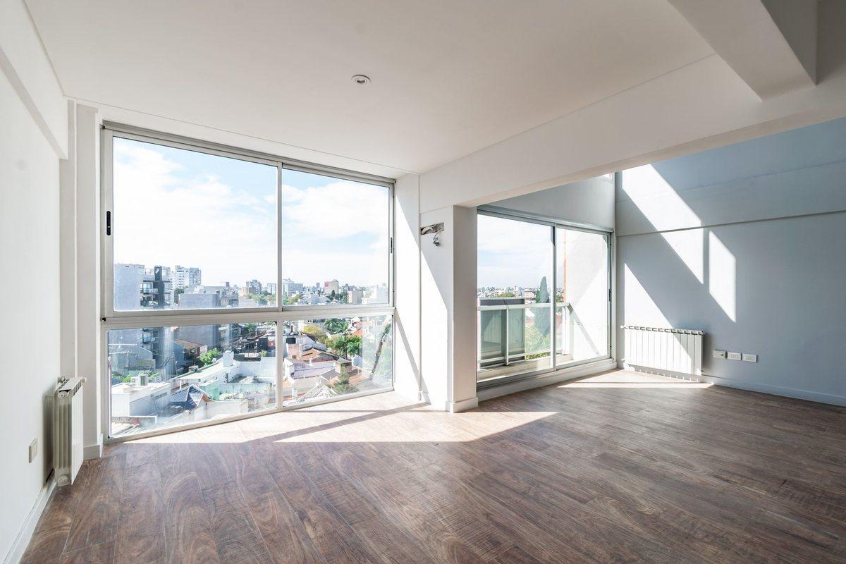 Foto de Venta Triplex 4 Ambientes Terraza Cochera, imagen 3