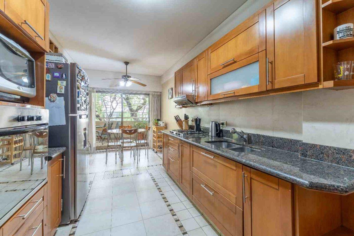 Foto de VENTA PISO 4 AMB DEPENDENCIA COCHERA CABALLITO, imagen 1