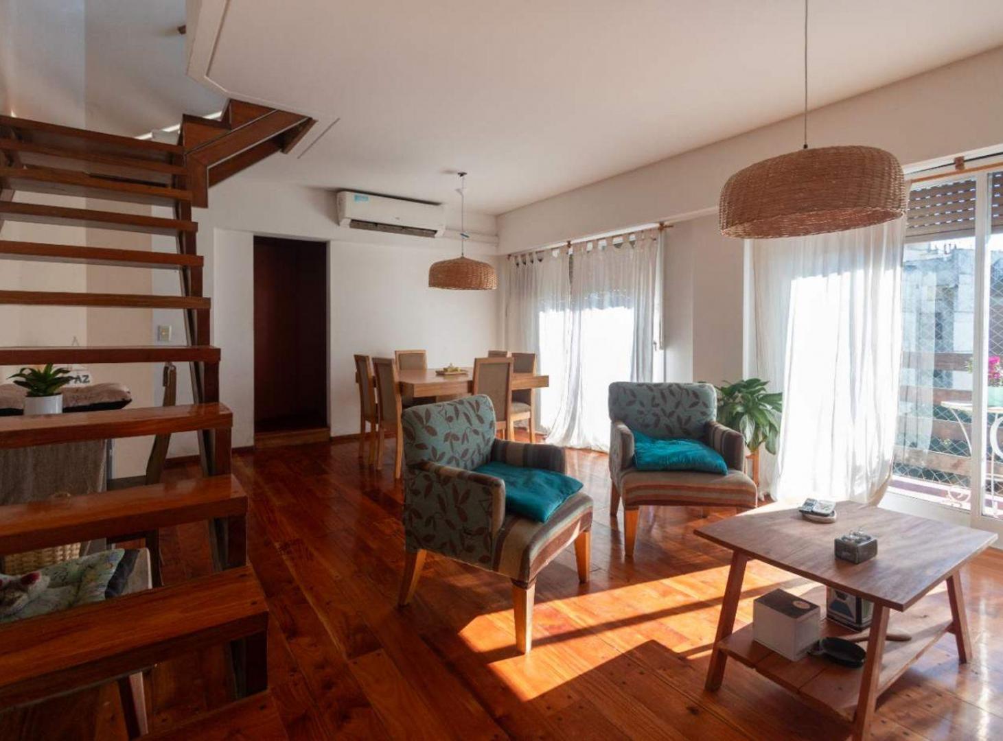 Foto de 4 amb Duplex 4 baños+balcón+terraza+cochera+frente, imagen 5