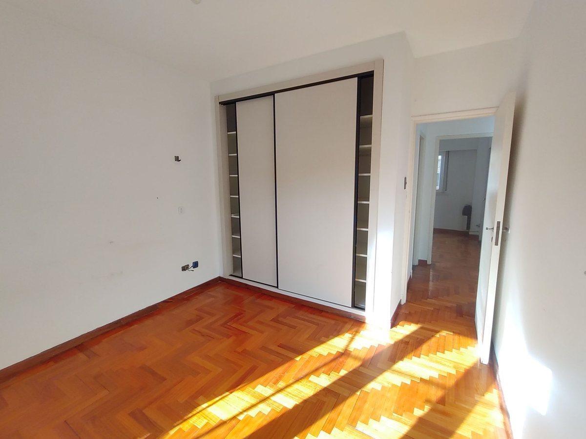 Foto de VENTA DEPARTAMENTO 4 AMBIENTES BALCON CORRIDO, imagen 4