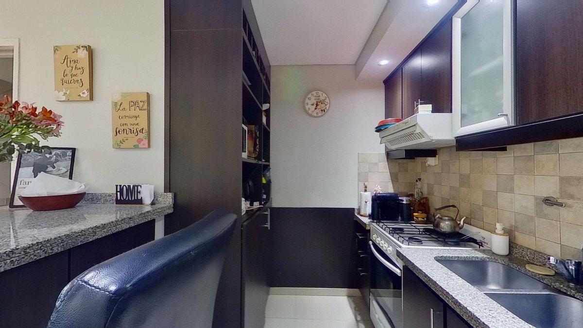 Foto de DEPARTAMENTO 3 AMB EN VENTA EN LINIERS PATIO, imagen 2